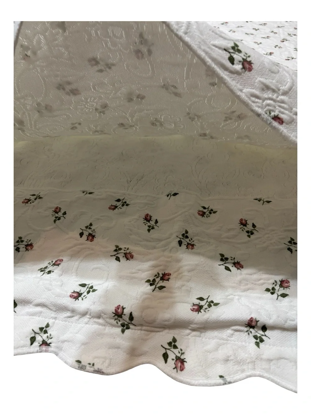 2 Colchas Domingo Matelasse Quilted Pillow Shams King Pink Roses Ivory Scalloped